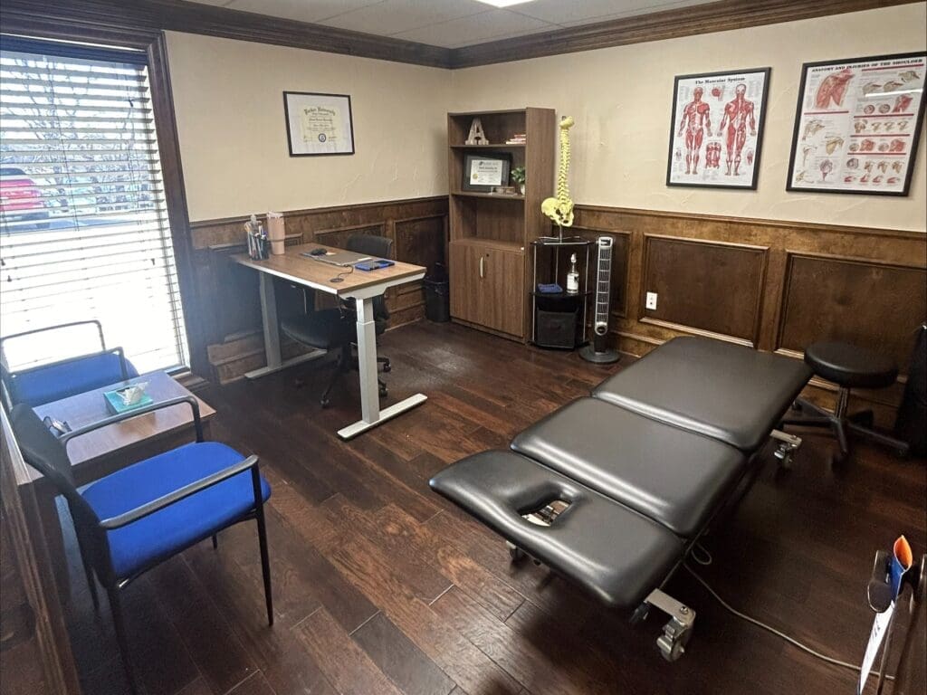 treatment room at Airrosti Lake Worth